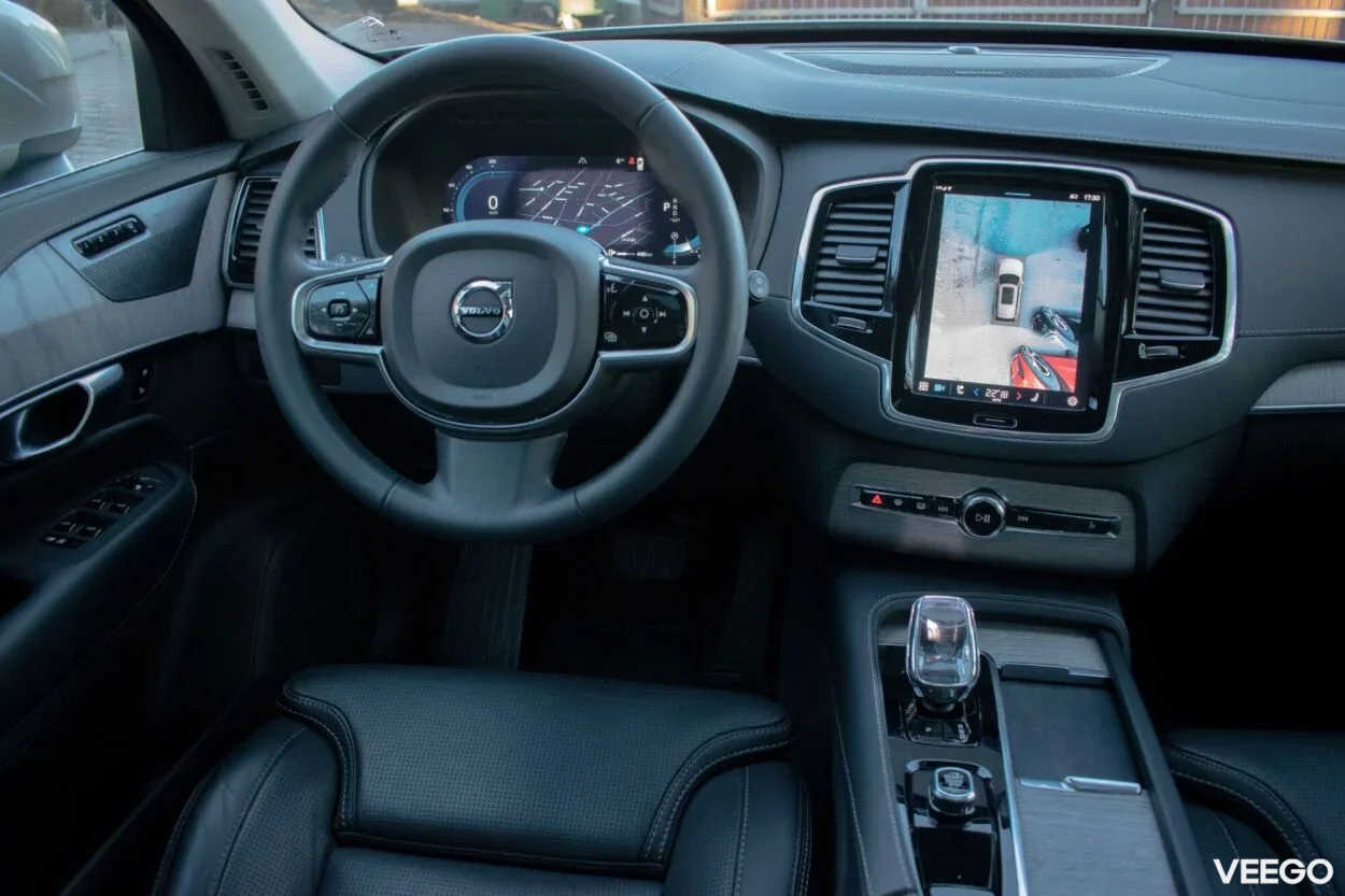 Volvo XC90 7s Bright Intelli Safe PRO Xenium Wntr 2 183kW