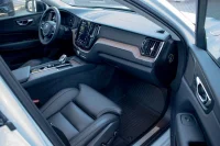 Volvo XC60 T8 Ultimate DARK Intelli PRO Xenium Wntr 2 335kW thumbnail