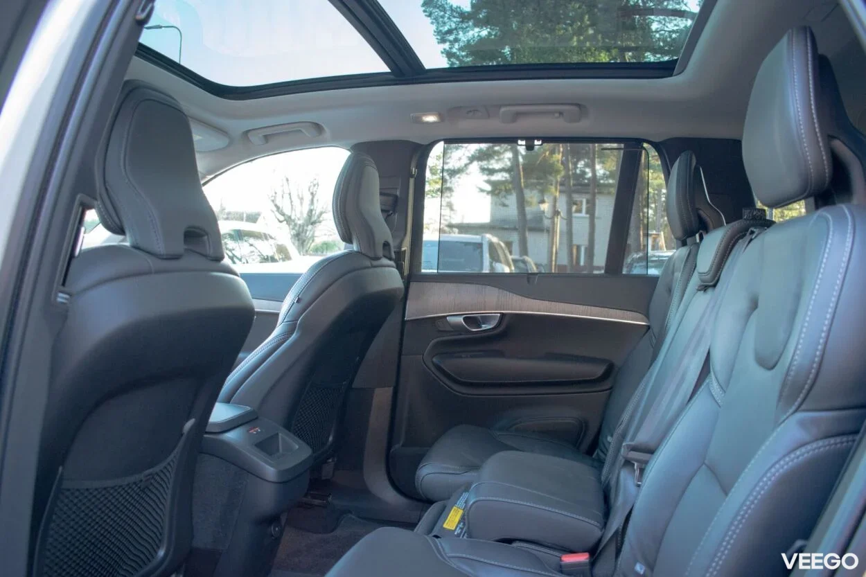 Volvo XC90 7s Bright Intelli Safe PRO Xenium Wntr 2 183kW