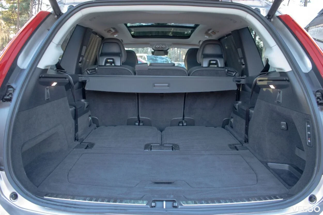 Volvo XC90 7s Bright Intelli Safe PRO Xenium Wntr 2 183kW