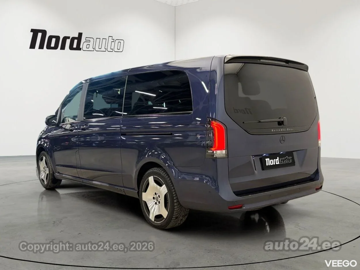 Mercedes-Benz V300 Exclusive Extra Long 4matic 2 174kW