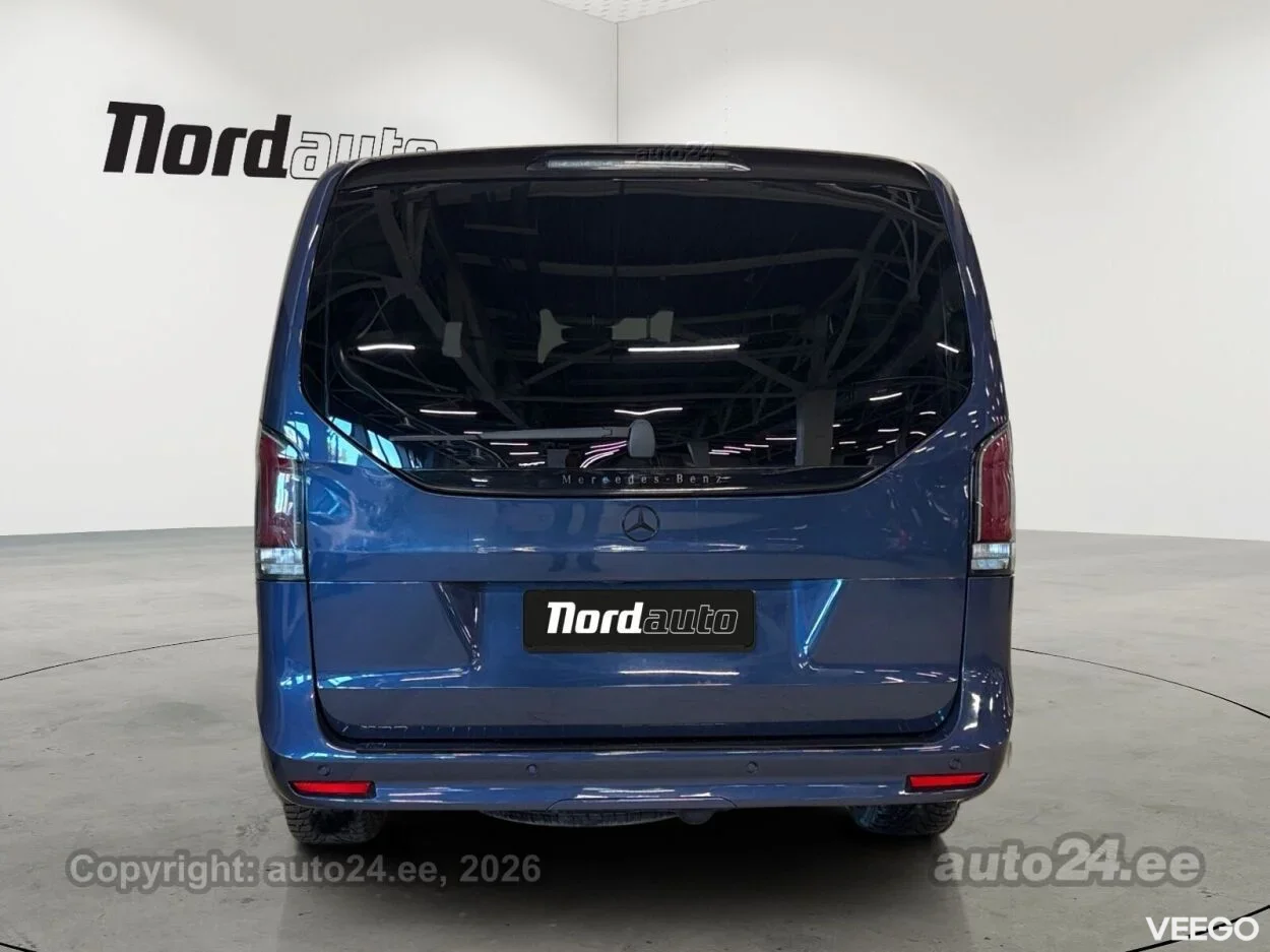 Mercedes-Benz V300 Exclusive Extra Long 4matic 2 174kW