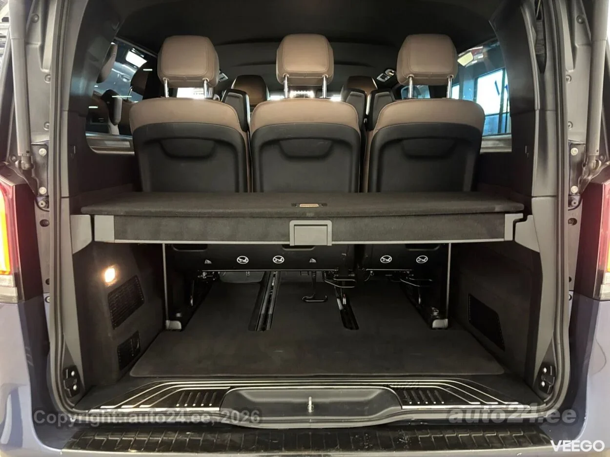 Mercedes-Benz V300 Exclusive Extra Long 4matic 2 174kW