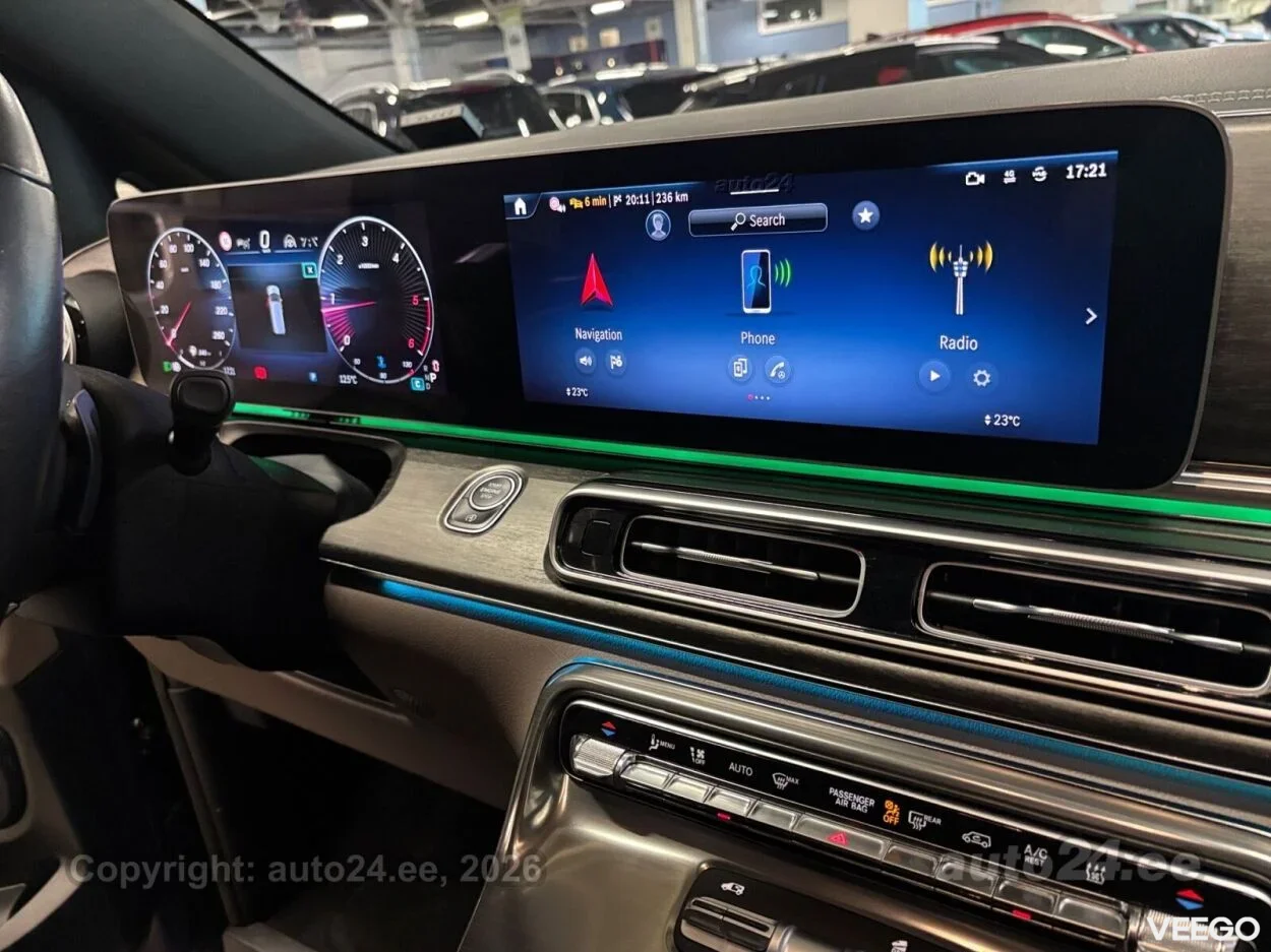 Mercedes-Benz V300 Exclusive Extra Long 4matic 2 174kW