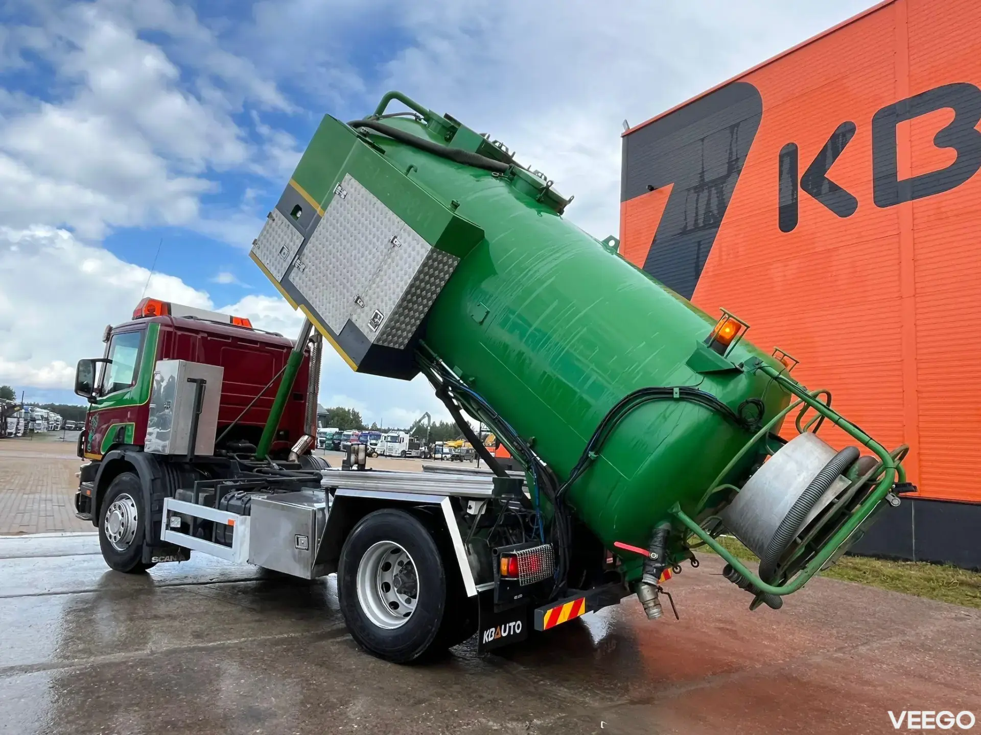 Scania P94 TANK 9000 I + 1200 l / VACUUM Jurop PR150 / PRESSURE Pratissoli 150 bar / 102 l/min 162kW