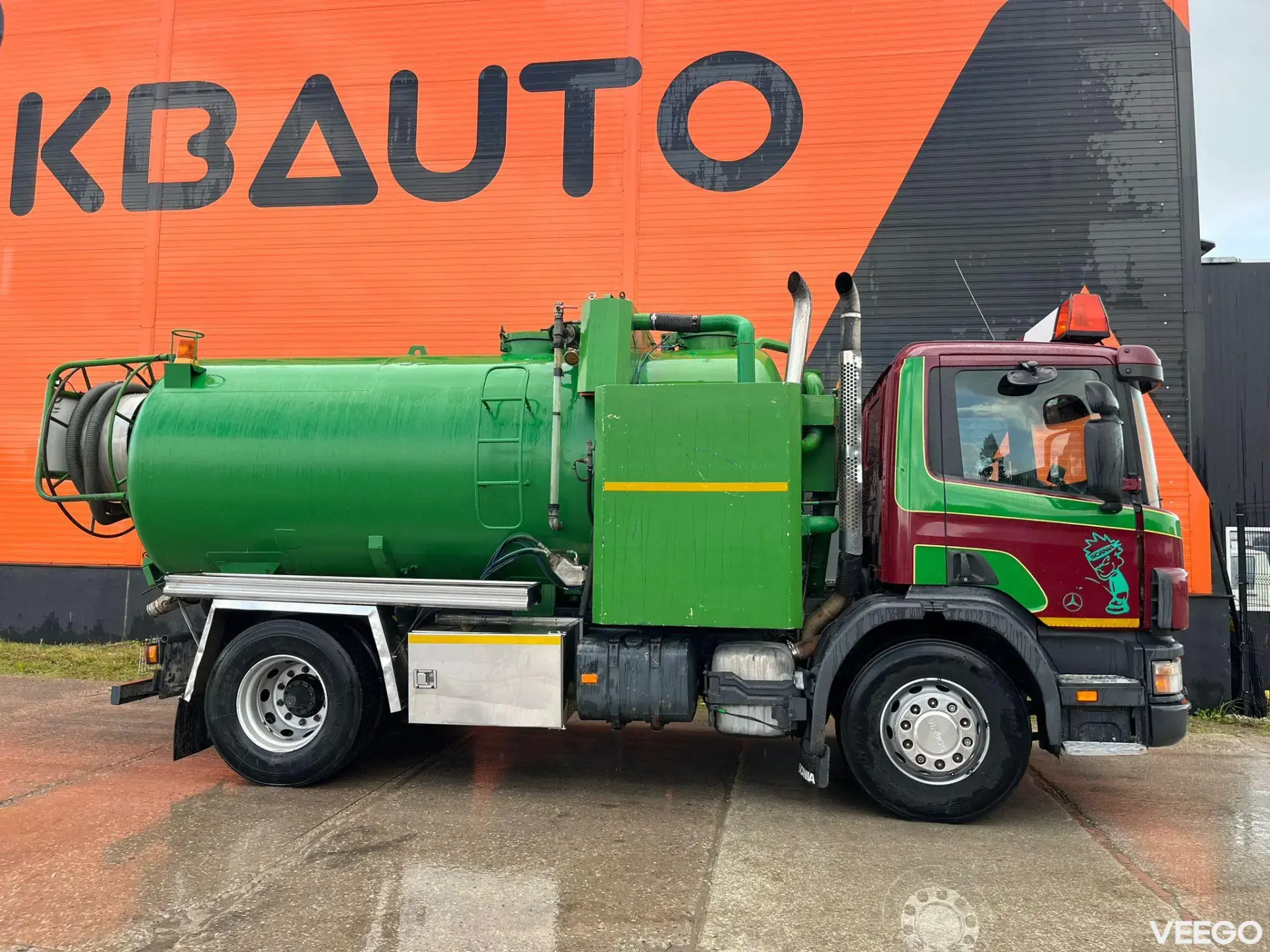 Scania P94 TANK 9000 I + 1200 l / VACUUM Jurop PR150 / PRESSURE Pratissoli 150 bar / 102 l/min 162kW