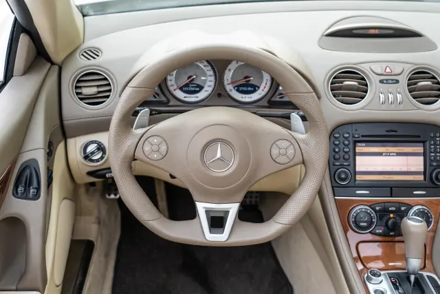 Image of Mercedes-Benz SL63 AMG 6.2 386kW