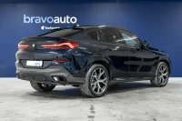 BMW X6 xDrive30d M-Sportpakett 3 210kW thumbnail