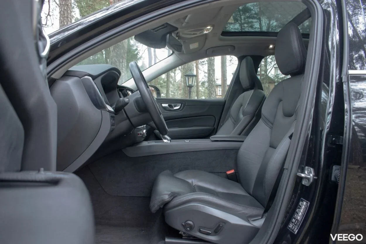 Volvo XC60 MY21 T8 Inscription Intelli PRO Xenium Wntr 2 288kW