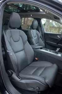 Volvo XC60 AWD Inscription Intelli Safe PRO Sky 2 173kW thumbnail