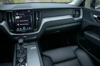 Volvo XC60 AWD Inscription Intelli Safe PRO Sky 2 173kW thumbnail