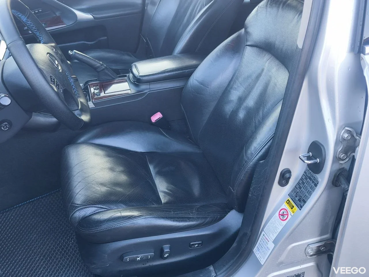 Lexus IS 220 2.2 130kW