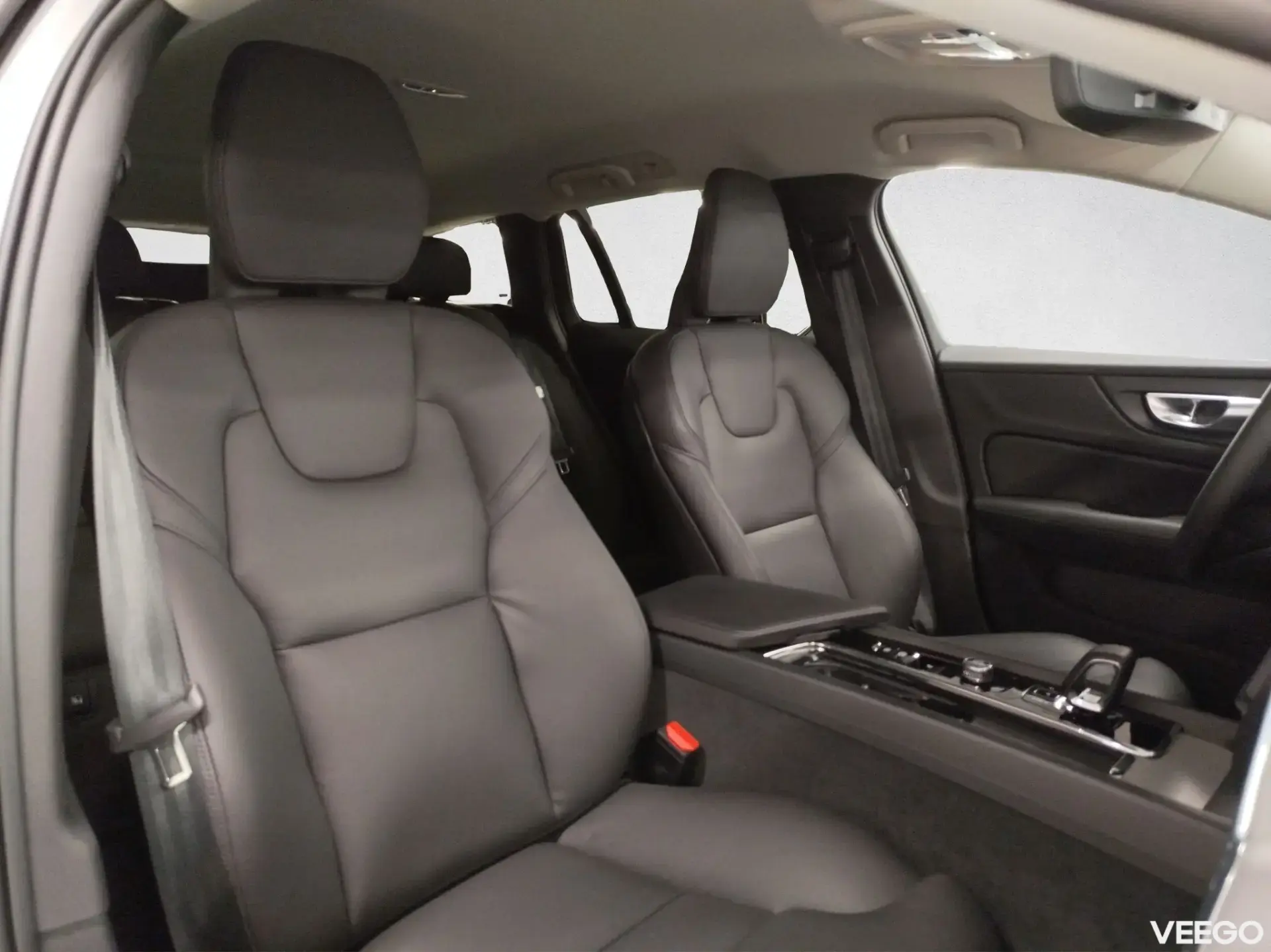 Volvo V60 Cross Country B4 AWD 2.0 2 145kW