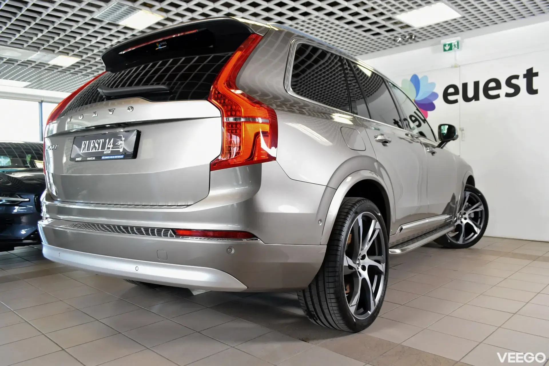Volvo XC90 AWD 4C H&K INCRIPTION LUXURY INTELLI SAFE 2 288kW