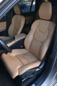 Volvo XC90 AWD 4C H&K INCRIPTION LUXURY INTELLI SAFE 2 288kW thumbnail