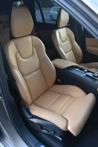 Volvo XC90 AWD 4C H&K INCRIPTION LUXURY INTELLI SAFE 2 288kW thumbnail