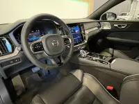 Volvo S60 AWD ULTIMATE DARK 228kW thumbnail