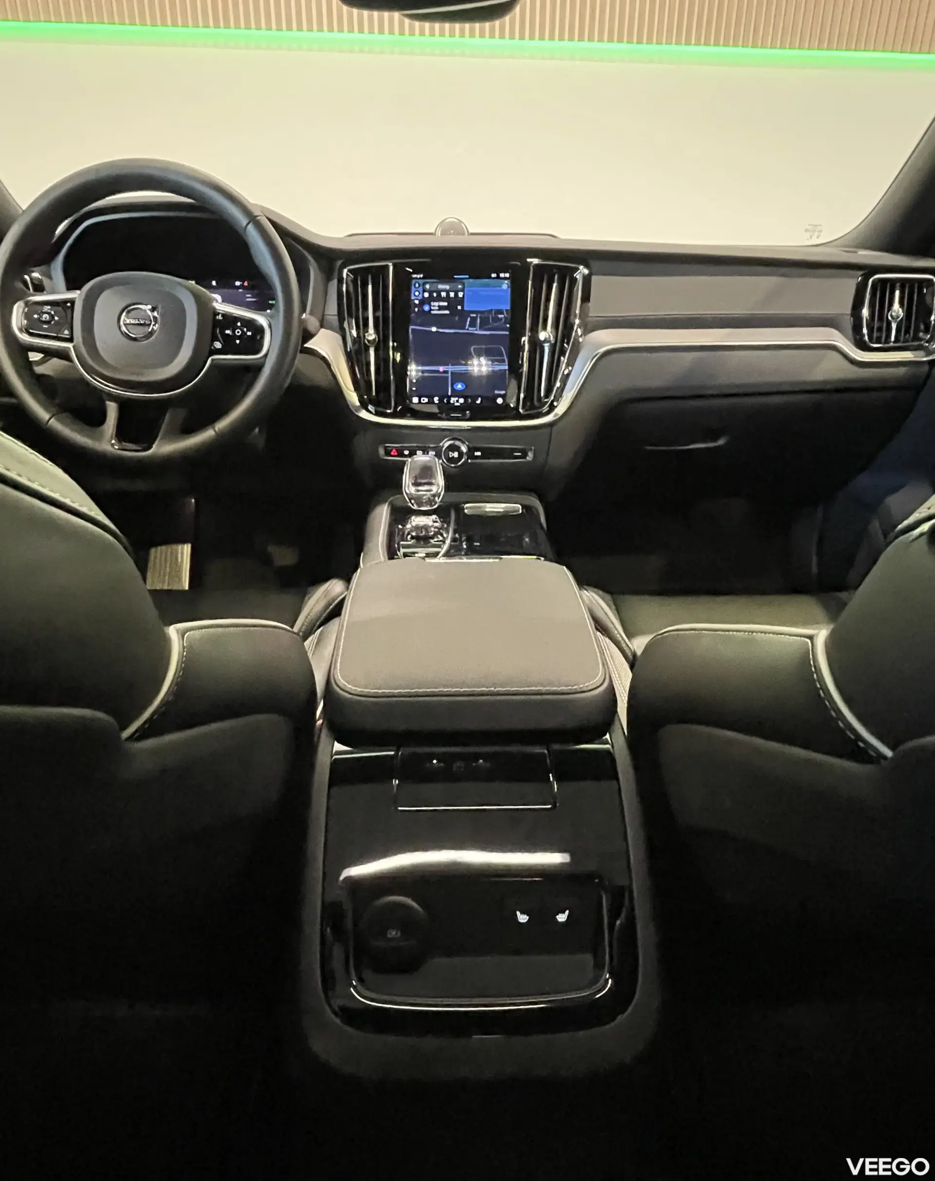 Volvo S60 AWD ULTIMATE DARK 228kW