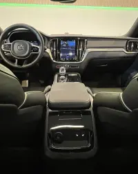 Volvo S60 AWD ULTIMATE DARK 228kW thumbnail