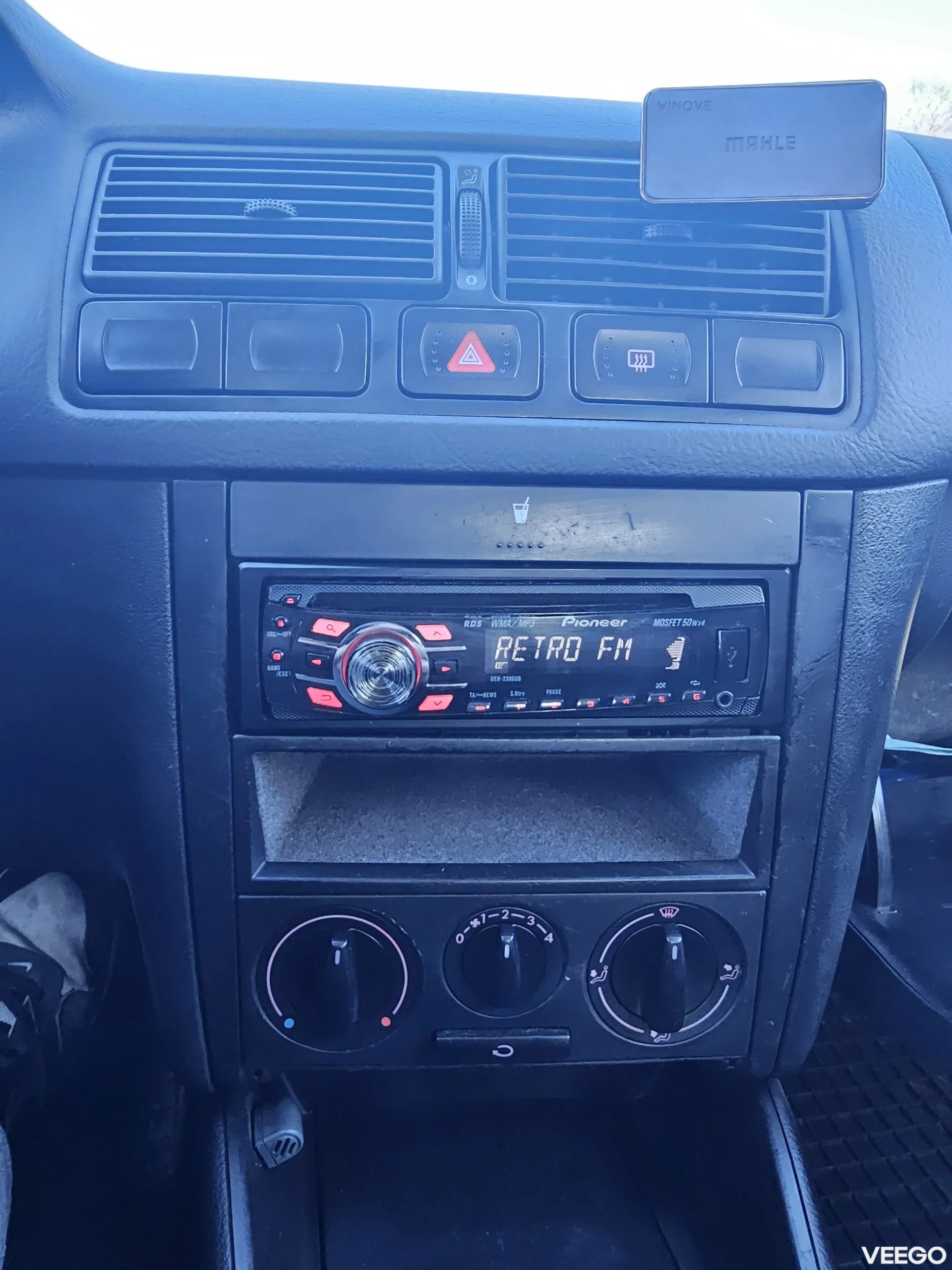 Volkswagen Golf Golf 4 1.6 74kW