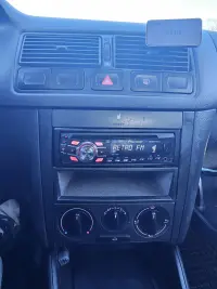 Volkswagen Golf Golf 4 1.6 74kW thumbnail