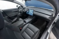 Tesla Model 3 Standard Range Plus 208kW thumbnail