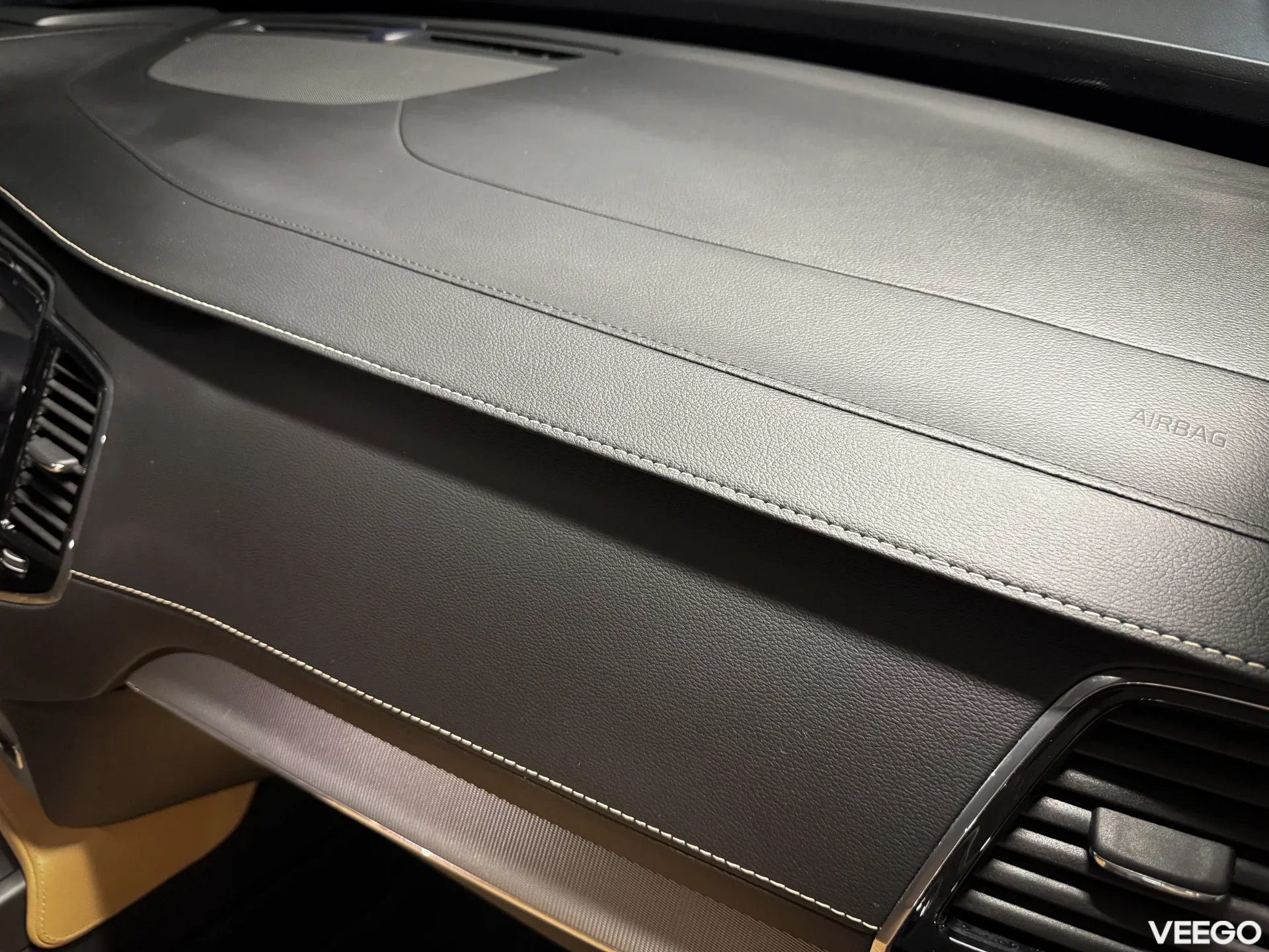 Volvo XC90 T8 Twin Engine 2.0 223kW