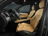 Volvo XC90 T8 Twin Engine 2.0 223kW thumbnail