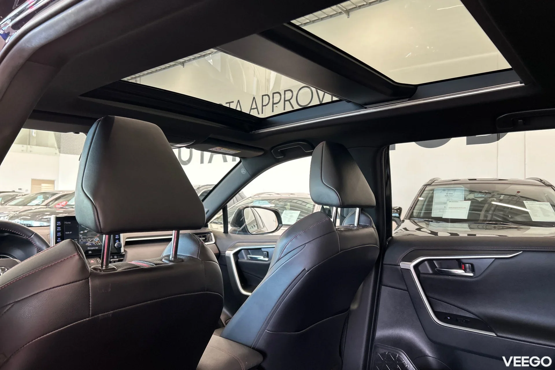 Toyota RAV4 Premium Plug-In Hybrid 2.5 136kW