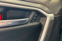 Toyota RAV4 Premium Plug-In Hybrid 2.5 136kW thumbnail