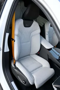 Polestar 3 DUAL B&W LUXURY+ PERFORMANCE PACK XENIUM INTELLI FULL 380kW thumbnail