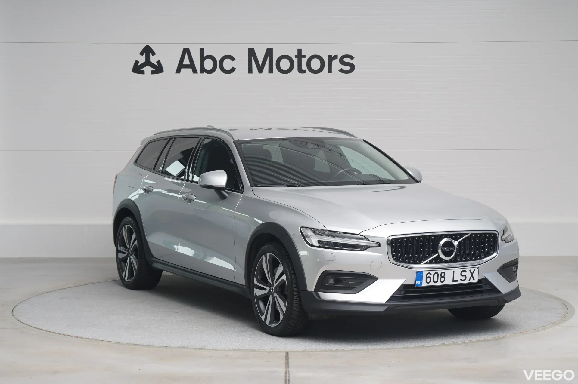 Volvo V60 Cross Country - 2 145kW