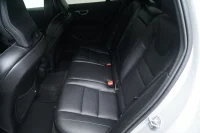 Volvo V60 Cross Country - 2 145kW thumbnail