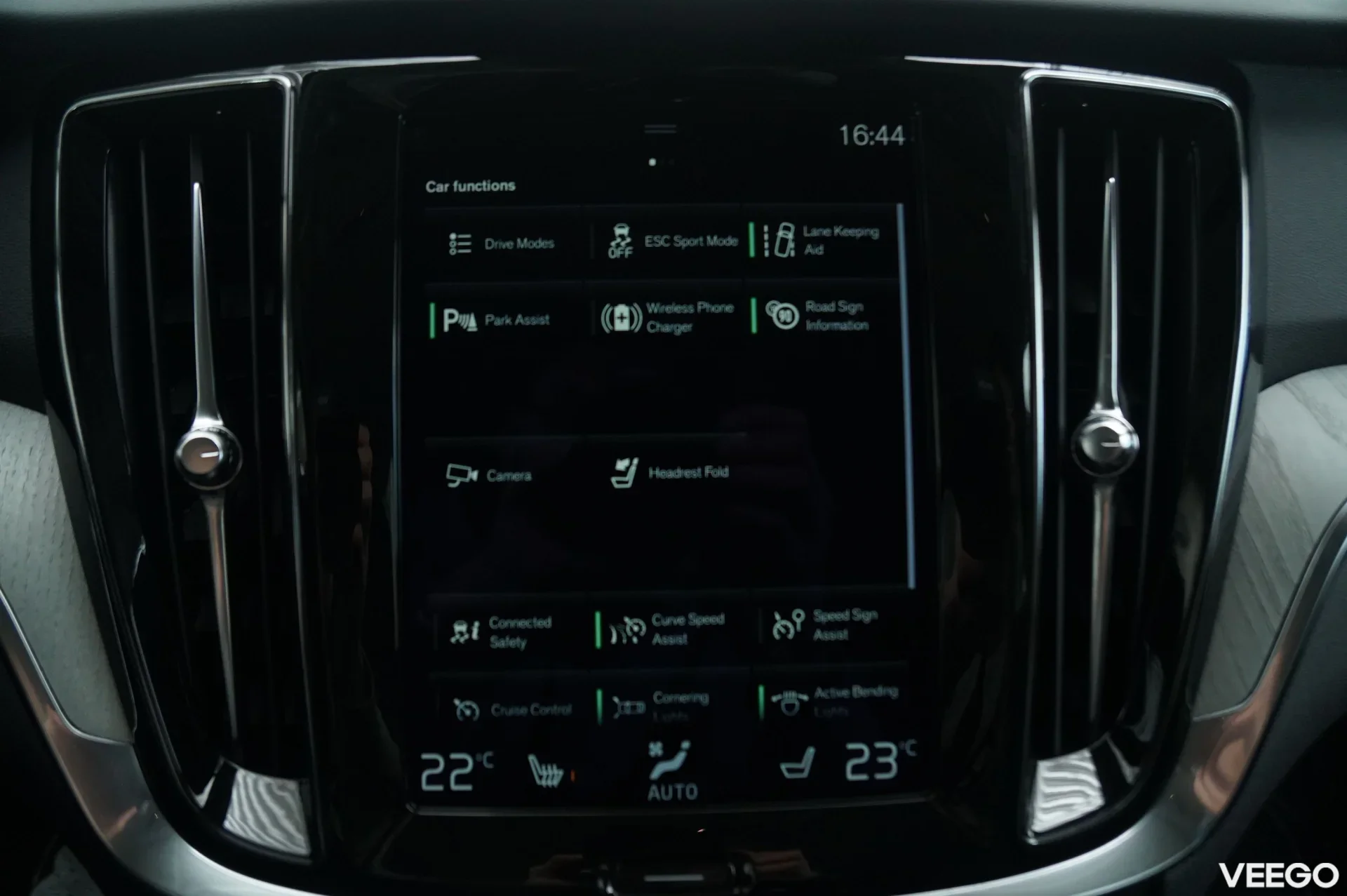 Volvo V60 Cross Country - 2 145kW