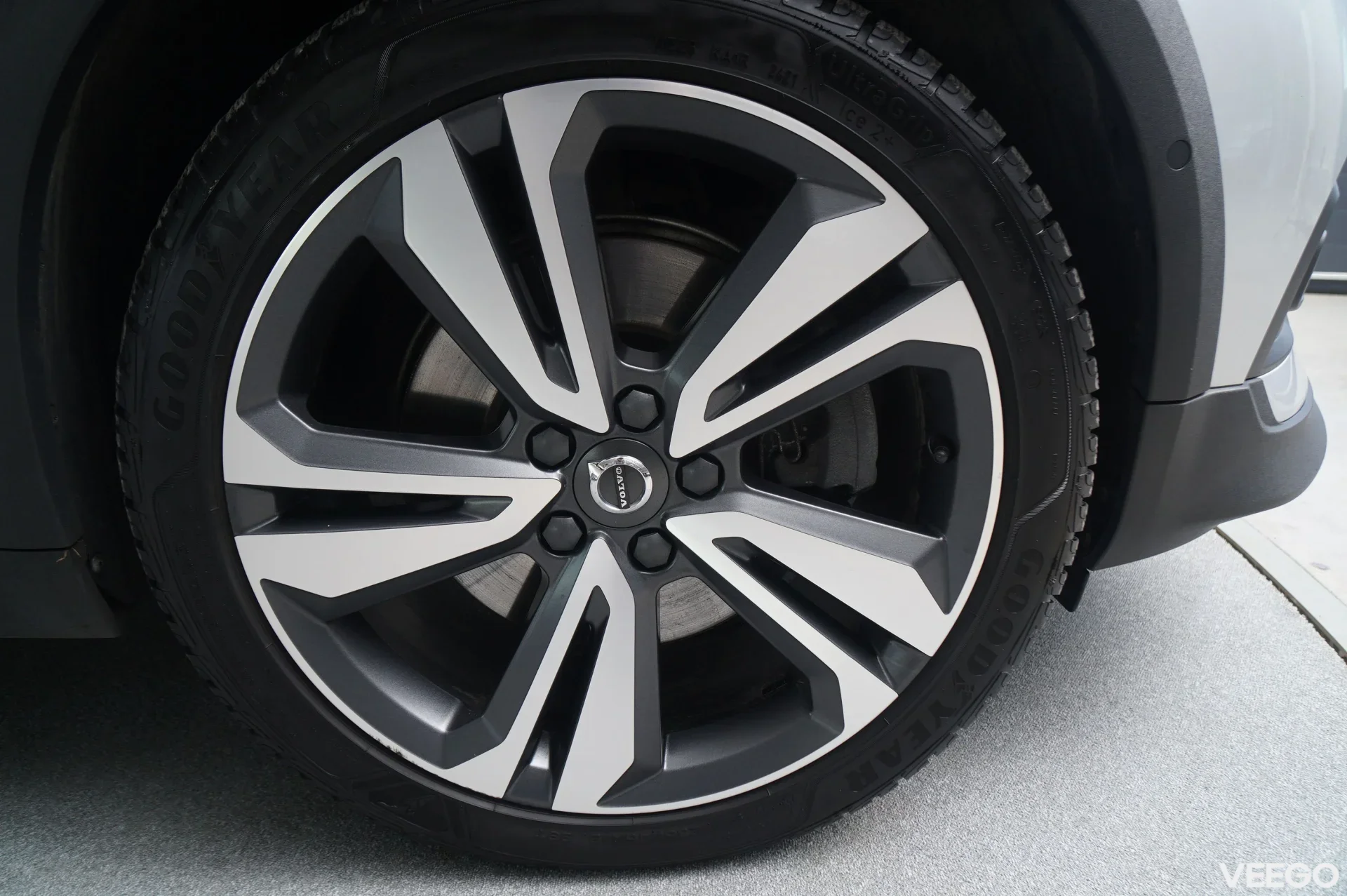 Volvo V60 Cross Country - 2 145kW