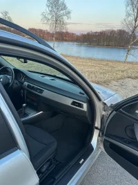 BMW 320 2.0 120kW thumbnail