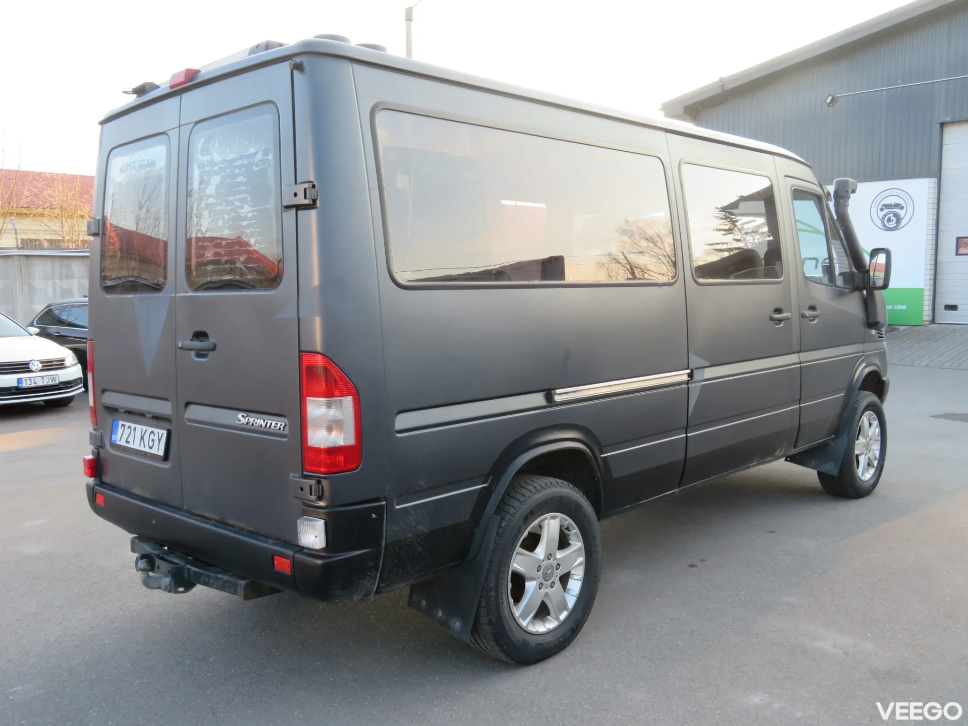 Mercedes-Benz 313 2.1 95kW