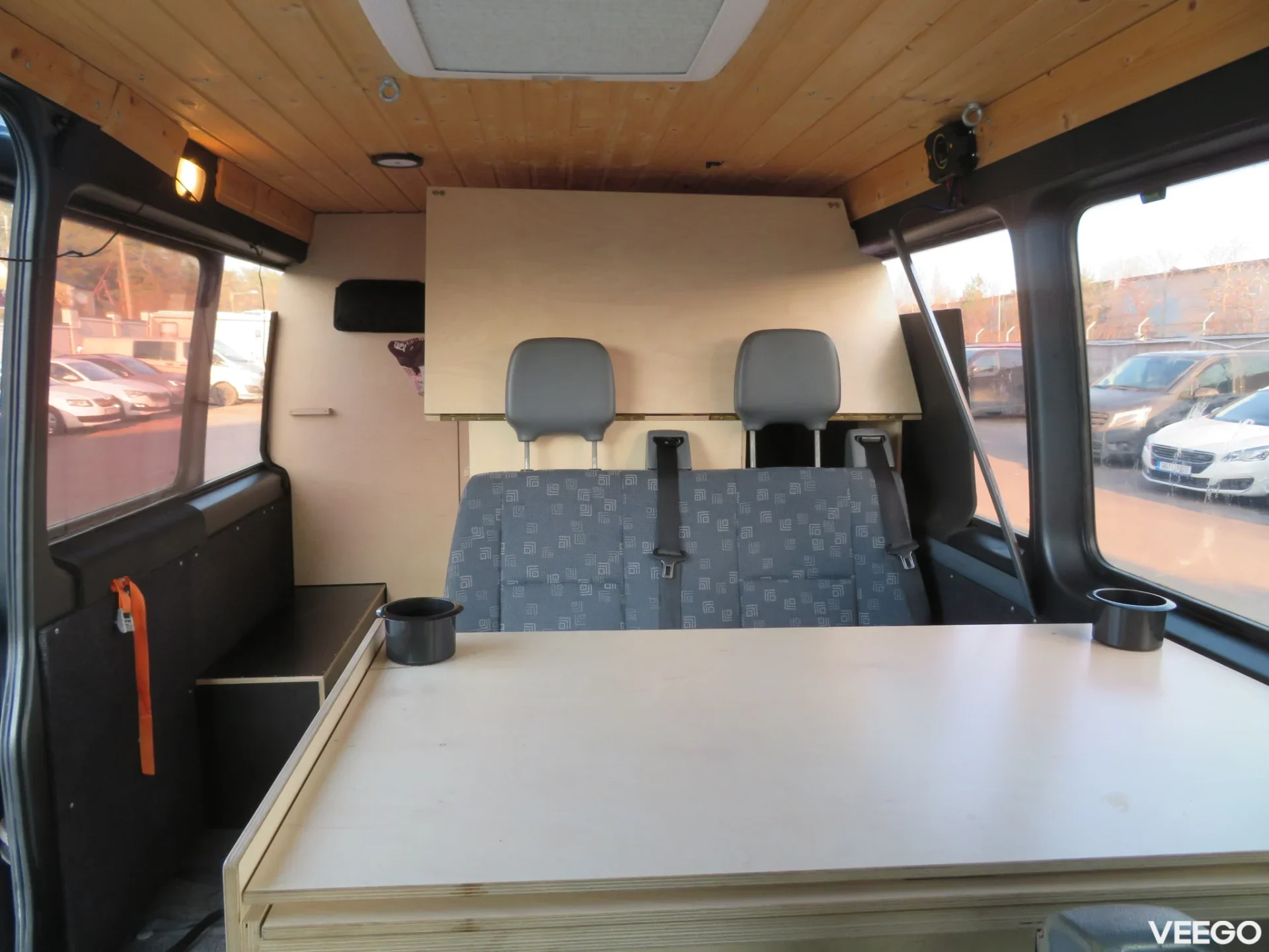 Mercedes-Benz 313 2.1 95kW