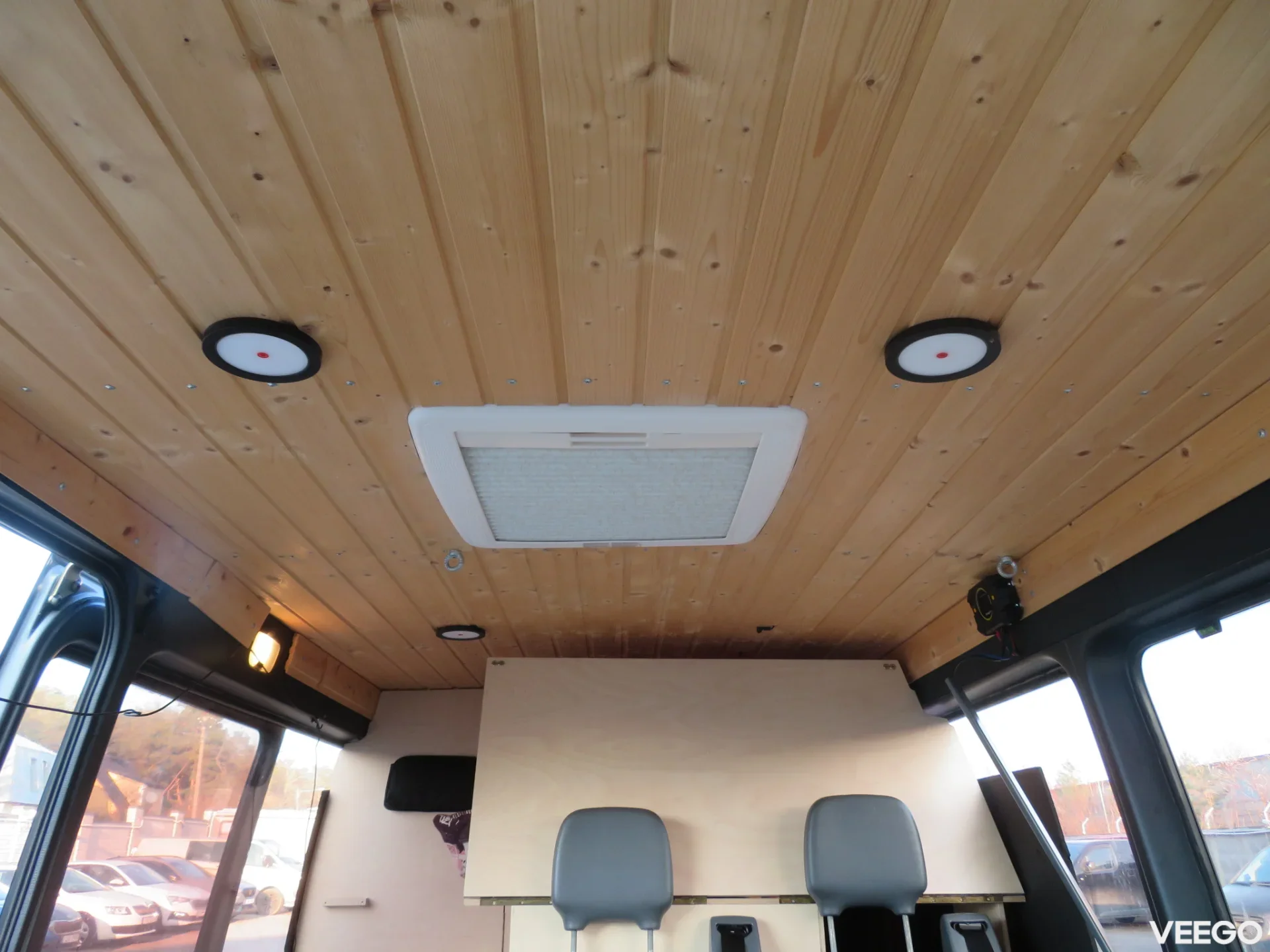 Mercedes-Benz 313 2.1 95kW