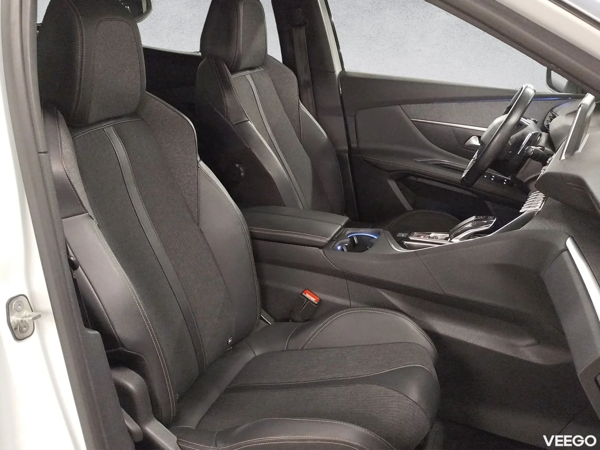 Peugeot 3008 GT PureTech 130 96kW