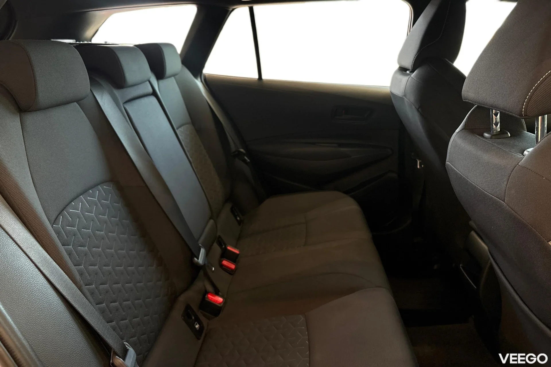 Toyota Corolla Standard Hybrid 1.8 72kW