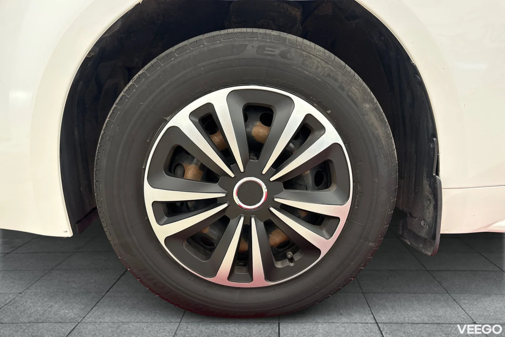 Toyota Corolla Standard Hybrid 1.8 72kW