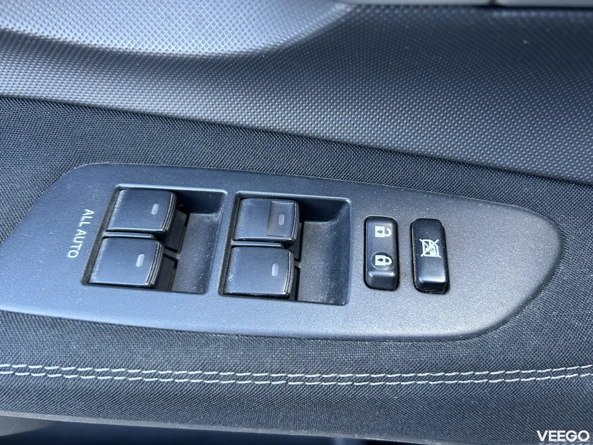 Toyota Auris 1.6 97kW