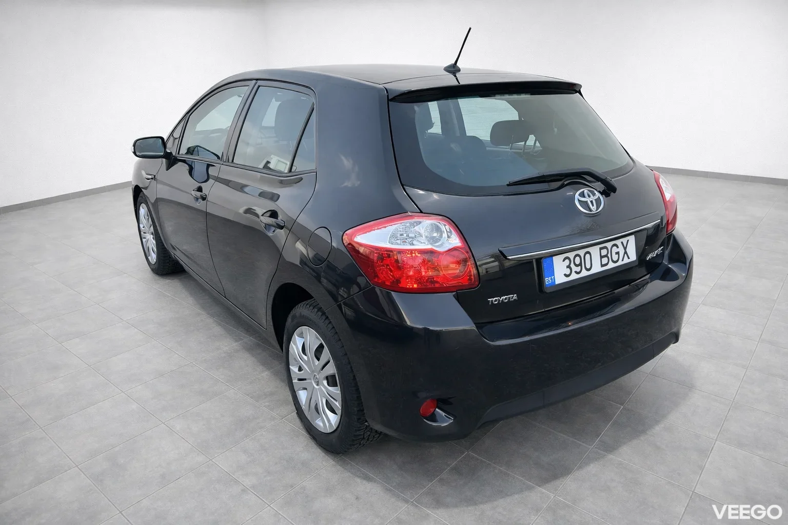 Toyota Auris 1.6 97kW