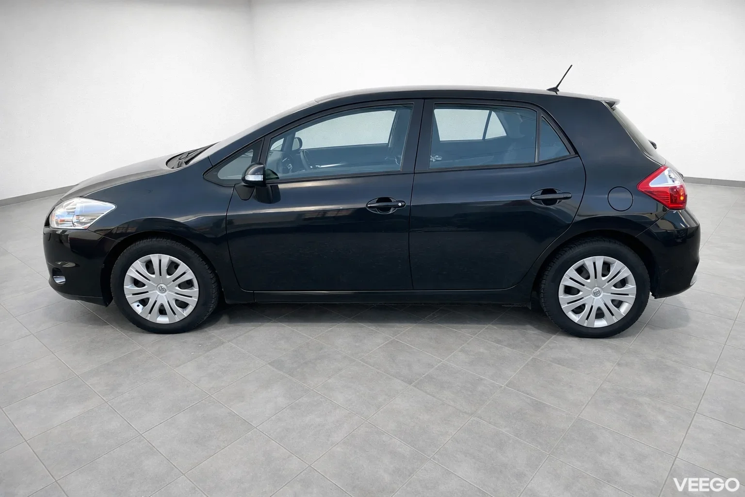 Toyota Auris 1.6 97kW