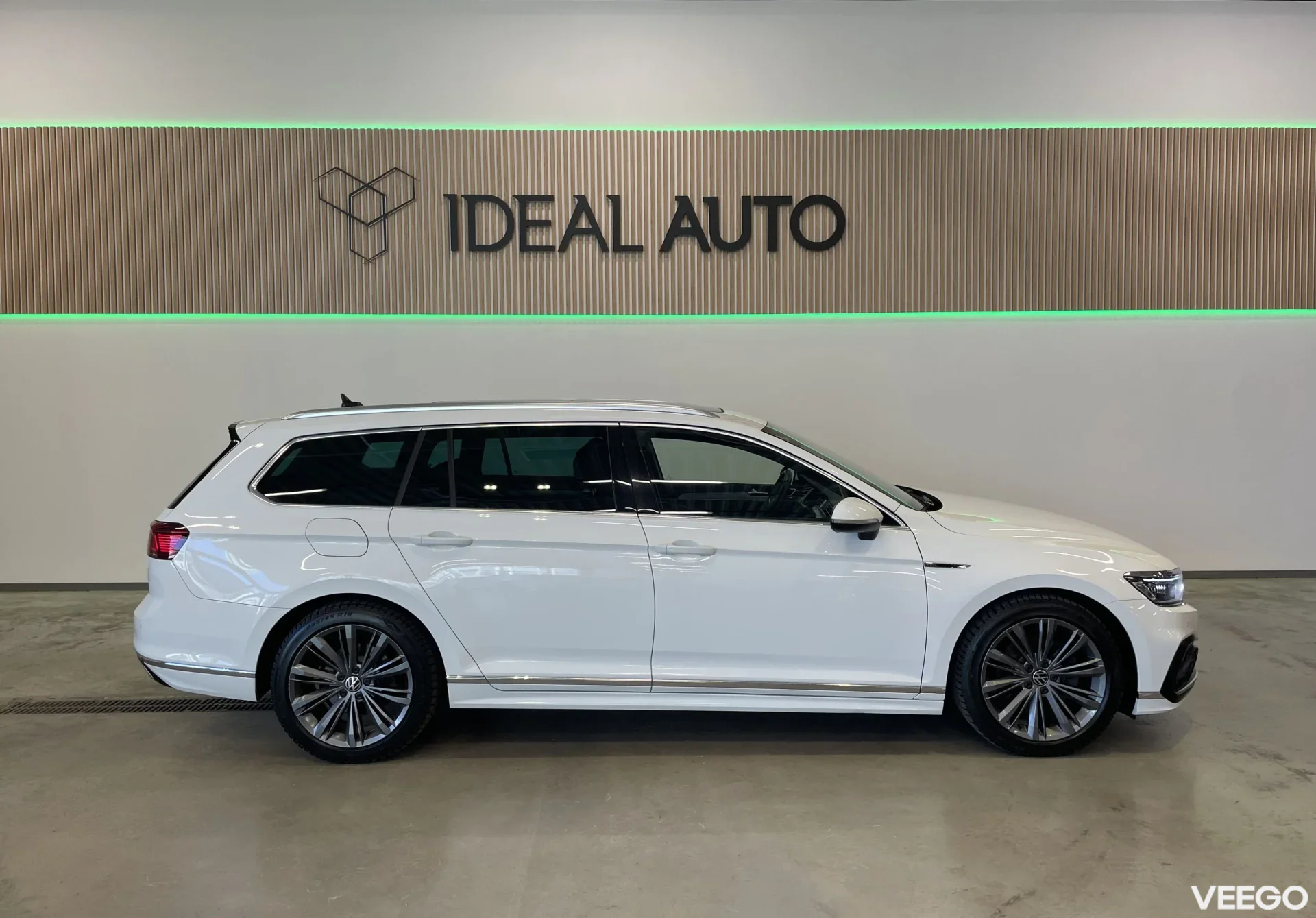 Volkswagen Passat Variant 4Motion R-Line 147kW