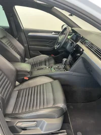 Volkswagen Passat Variant 4Motion R-Line 147kW thumbnail