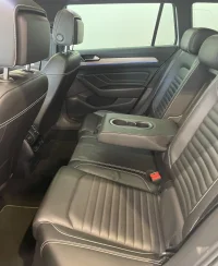 Volkswagen Passat Variant 4Motion R-Line 147kW thumbnail