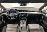 Volkswagen Passat Variant 4Motion R-Line 147kW thumbnail