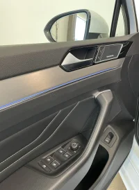 Volkswagen Passat Variant 4Motion R-Line 147kW thumbnail